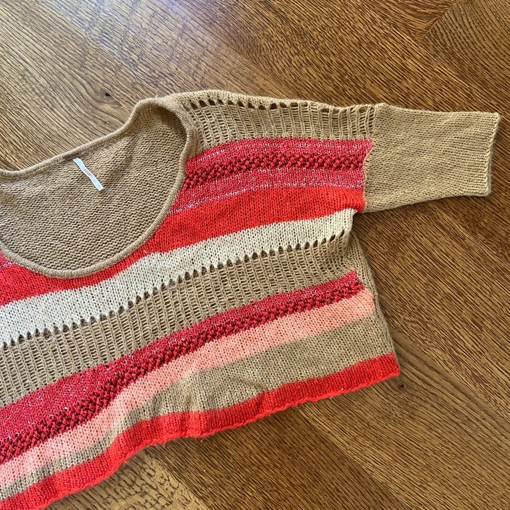 NWOT FREE PEOPLE CROPPED BOHO SWEATER